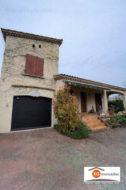 Maison à PIERRELATTE