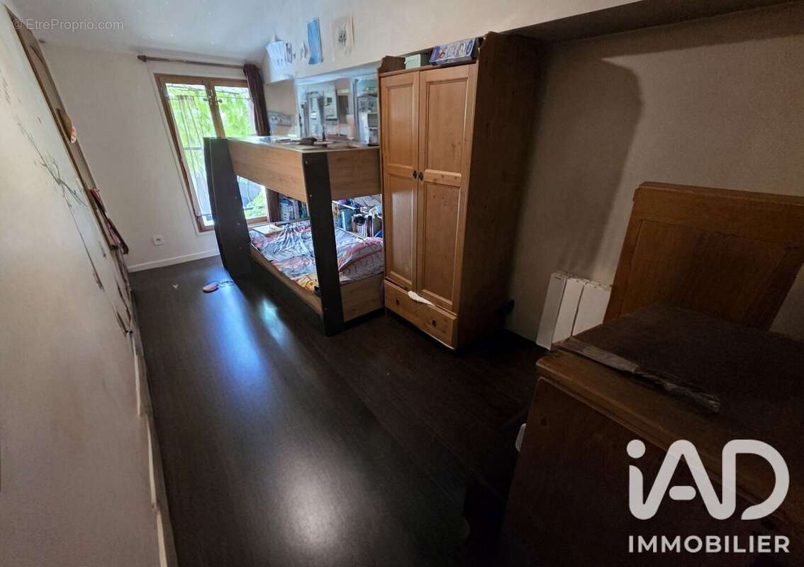 Photo 6 - Appartement à GENNEVILLIERS