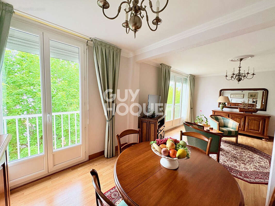 Appartement à VILLENAVE-D'ORNON