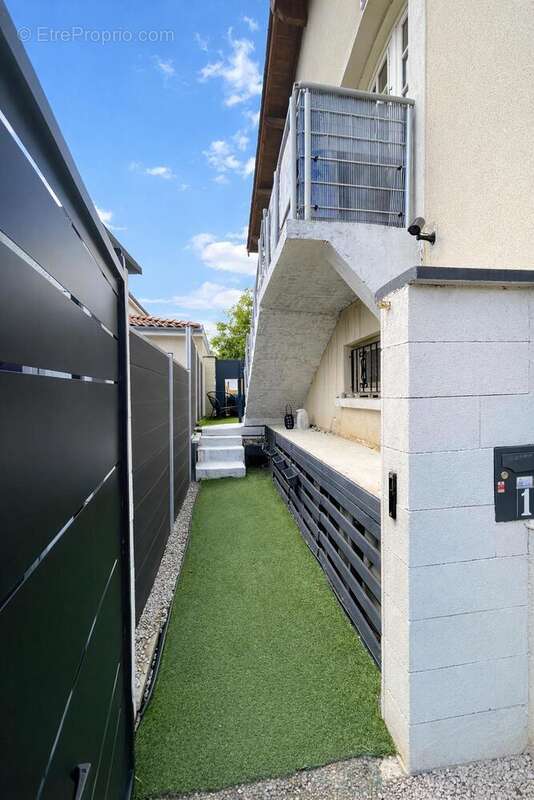 Appartement à COMMUNAY