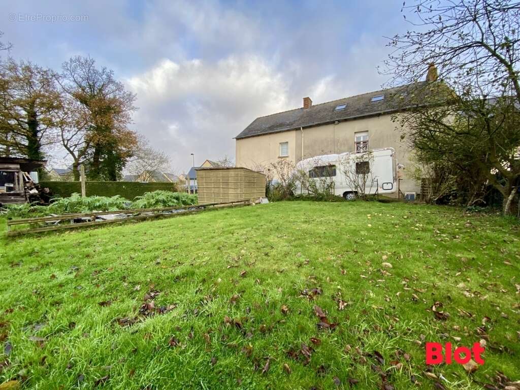 Maison à BOISGERVILLY
