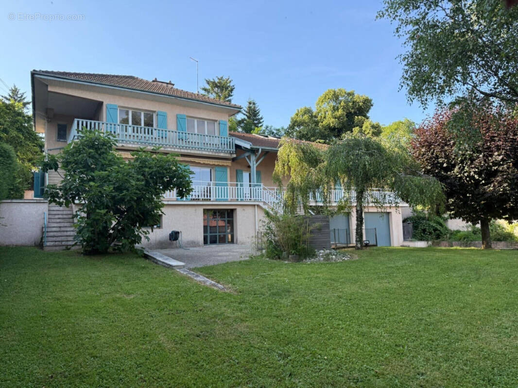 Photo 1 - Maison à VILLIEU-LOYES-MOLLON