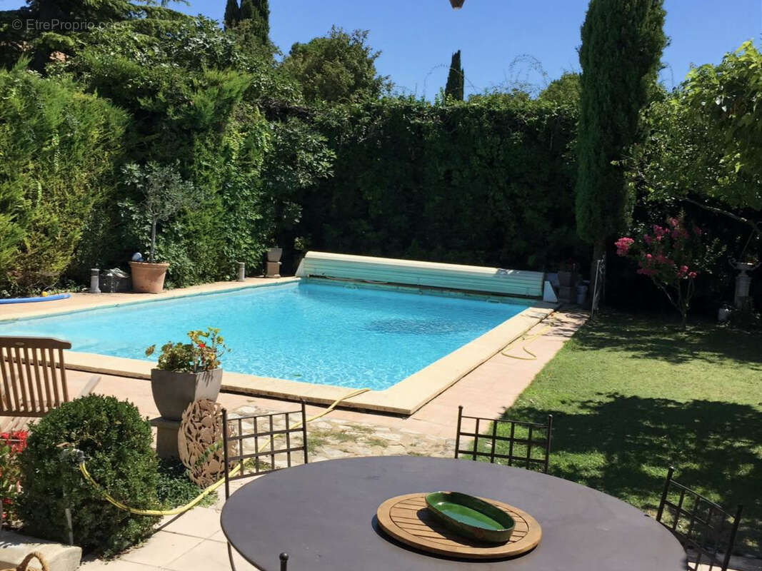 Maison à VILLENEUVE-LES-AVIGNON