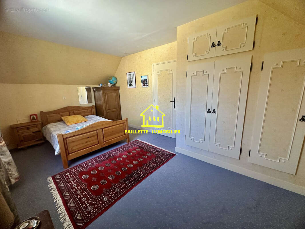 Maison à FONTAINE-LA-MALLET