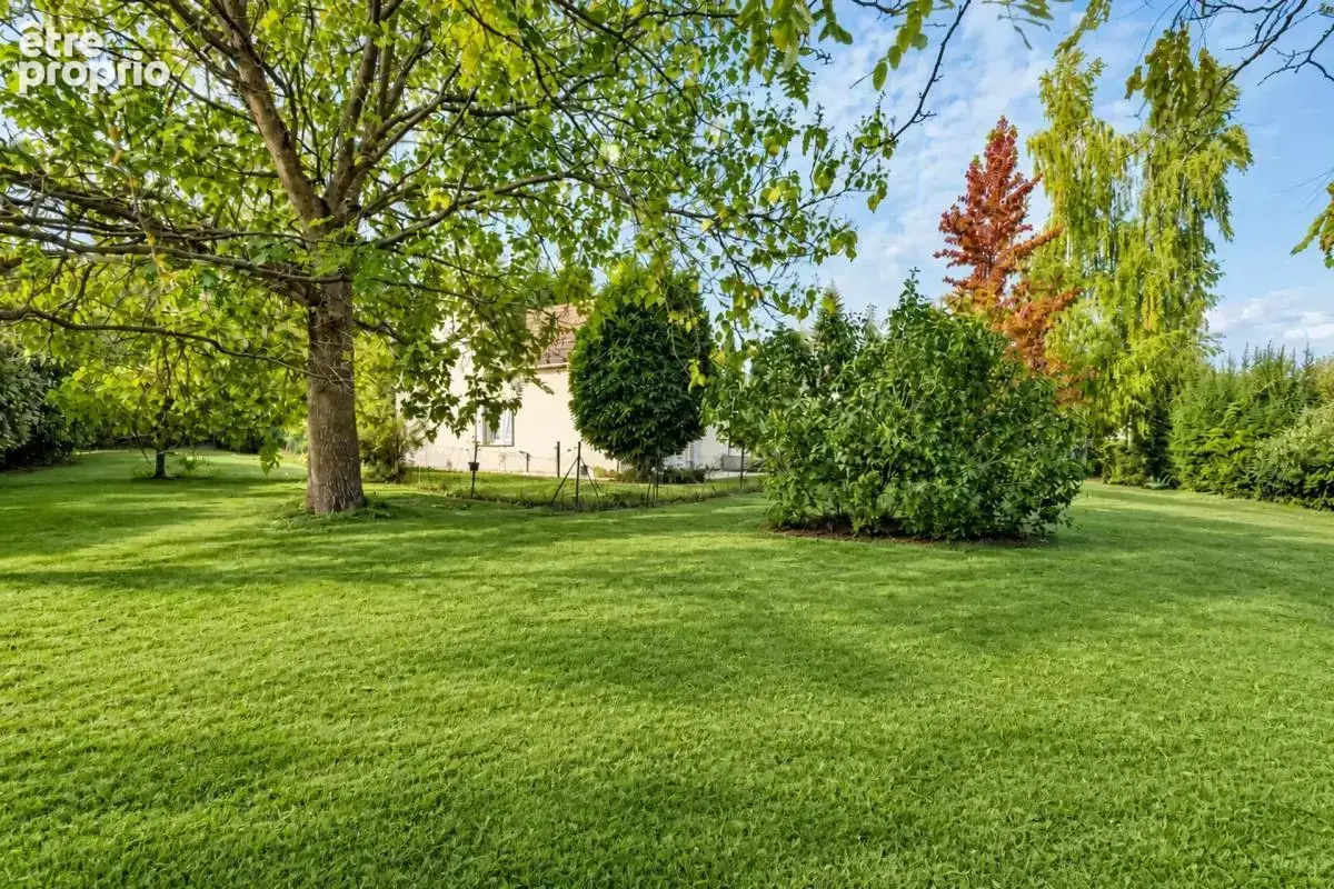 LUZARCHES – Une propriété rare au cœur de 2 646 m² de verdure - photo 20