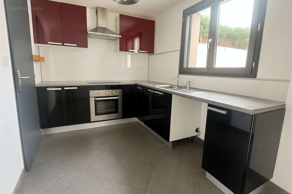 Maison à LAPEYROUSE-FOSSAT