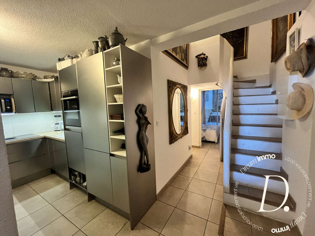 Appartement à HYERES