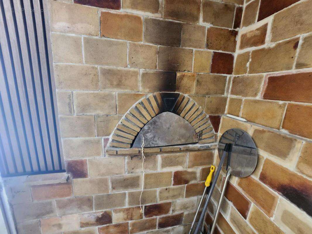 Appartement à CUISE-LA-MOTTE