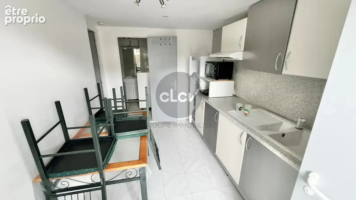 ENTRELACS - Maison de 600m² sur 3 niveaux - photo 13