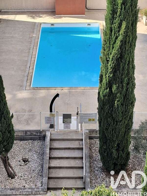 Photo 2 - Appartement à NIMES