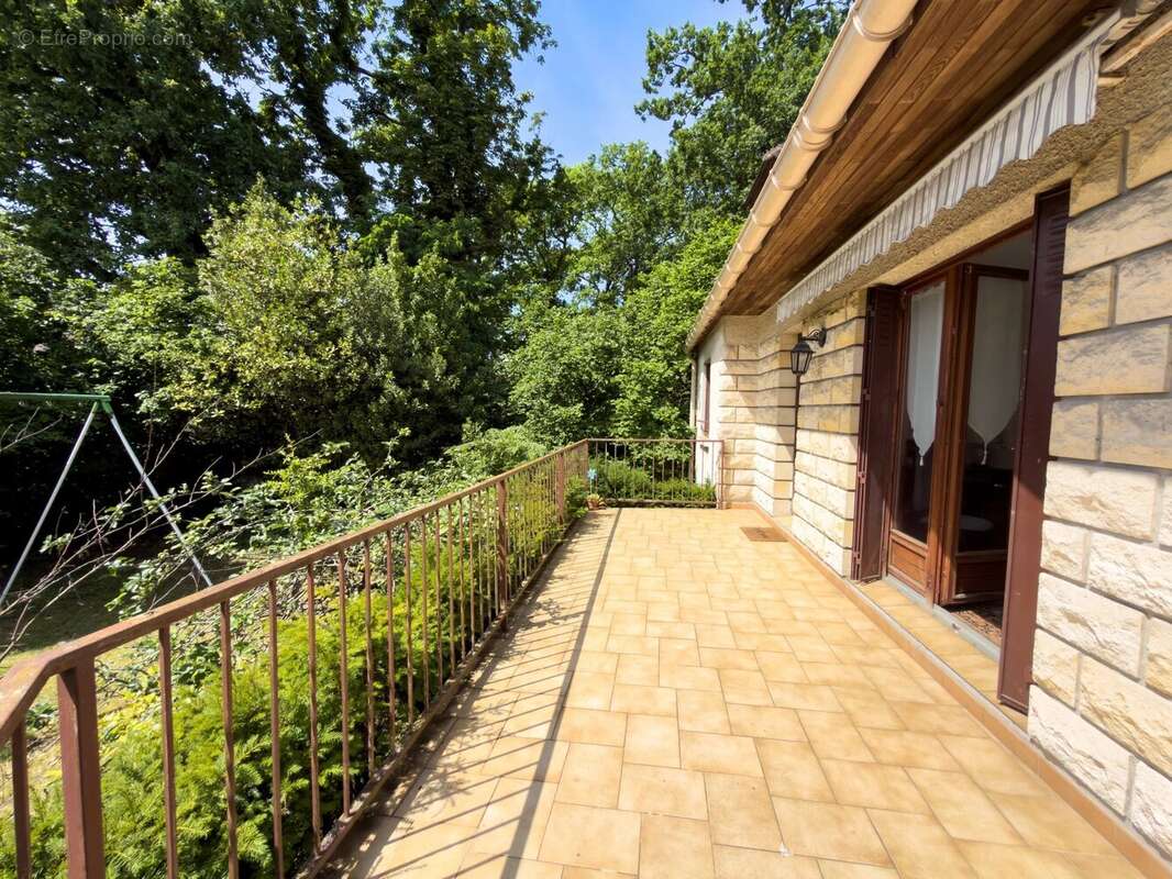 Maison à LES PAVILLONS-SOUS-BOIS