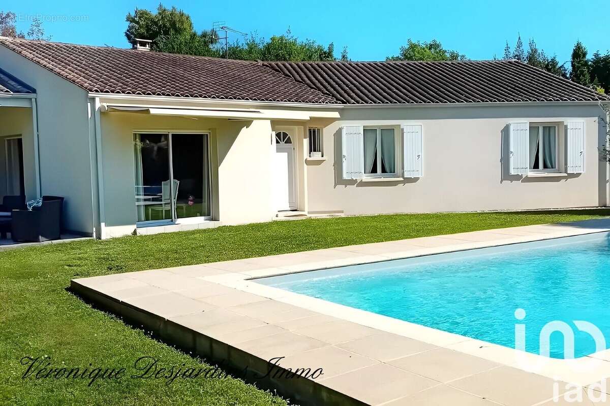 Photo 2 - Maison à SAINTES