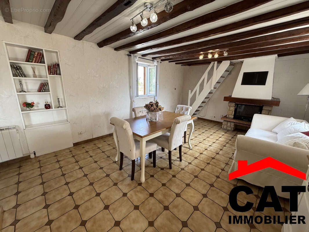 Maison 62 m² à Egreville  - photo 2