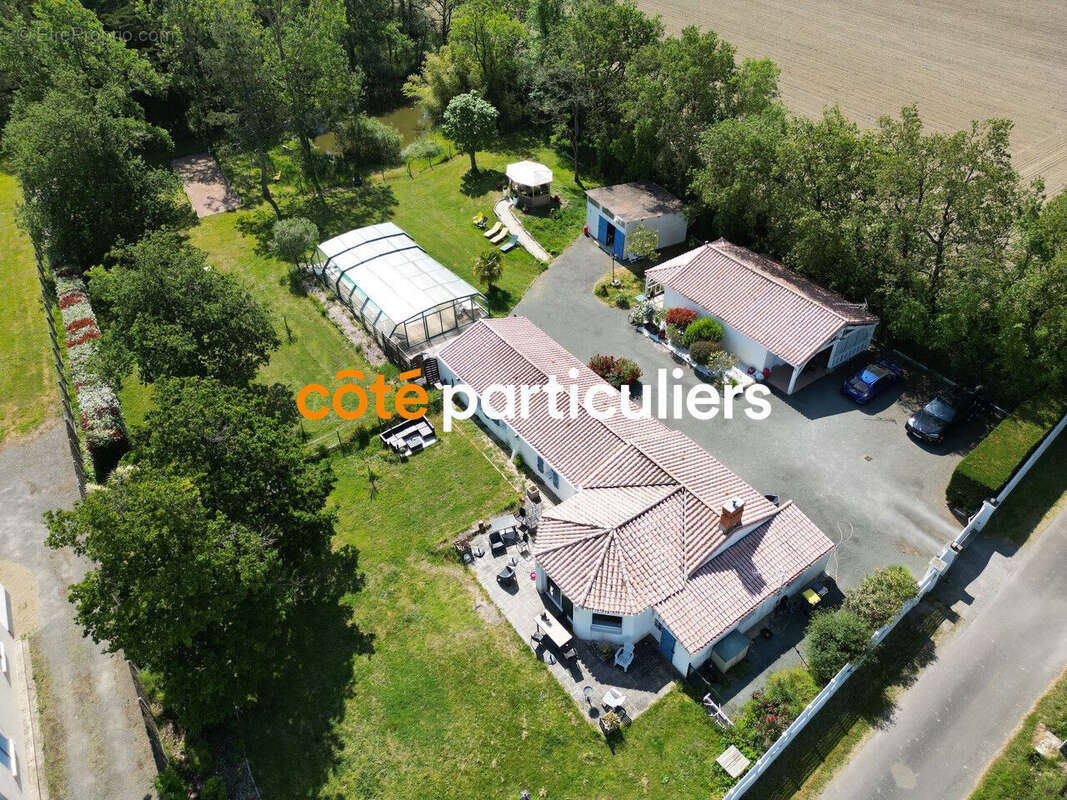 Maison à SALLERTAINE