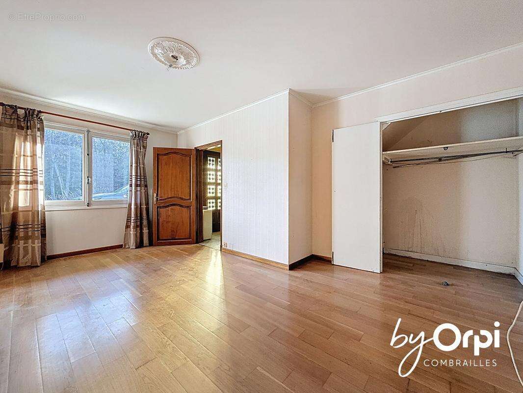 Maison à SAINT-ELOY-LES-MINES