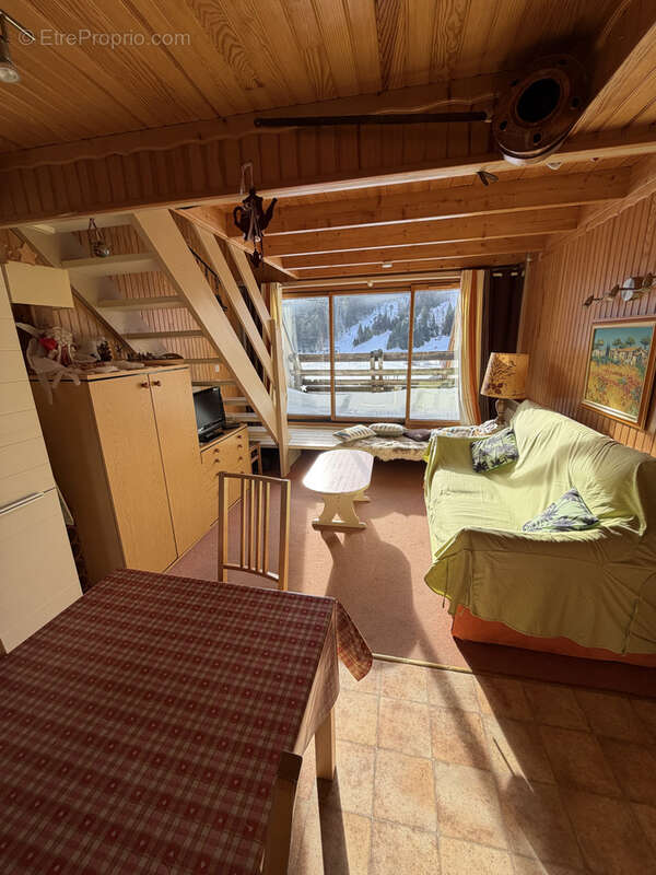 Appartement à LAVEISSIERE