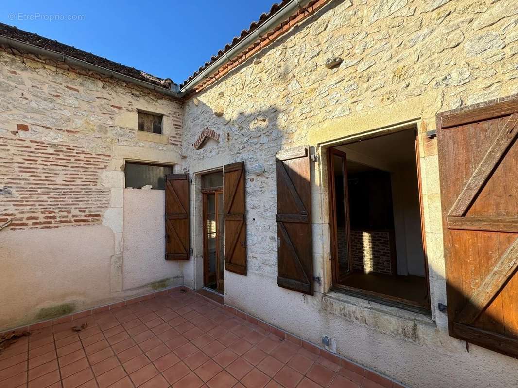 Appartement à LUZECH