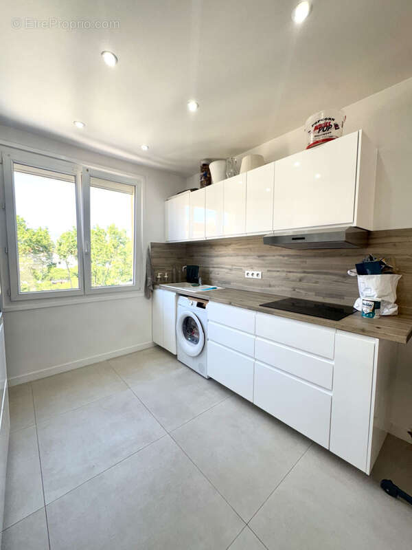 Appartement type 4 62m2 entièrement rénové - photo 8