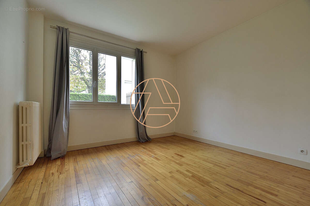 Appartement à NOGENT-SUR-MARNE