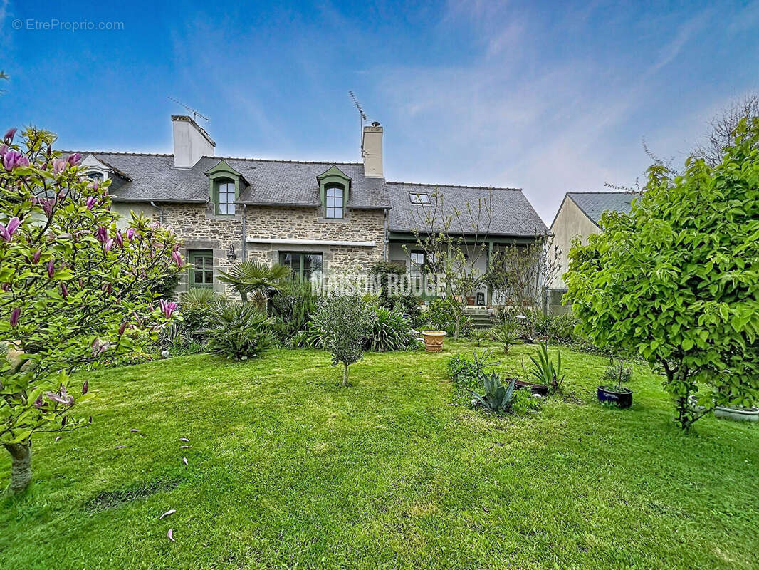 Maison à DOL-DE-BRETAGNE