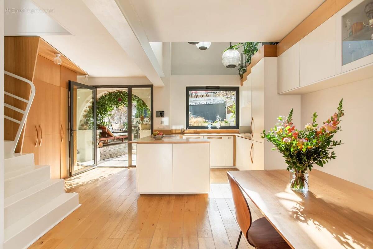 Maison à FONTENAY-SOUS-BOIS