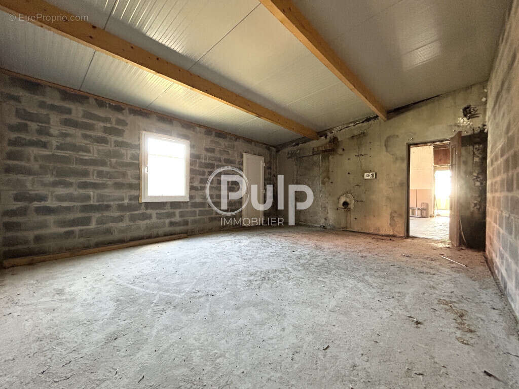 Commerce à MAZINGARBE