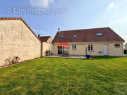 Maison à AUBIGNY