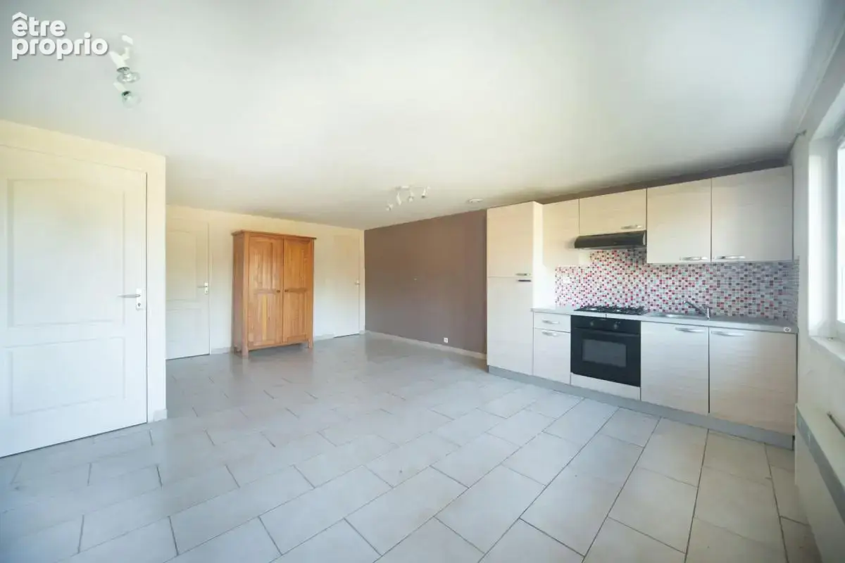 Ferme rénovée 126 m² avec studio indépendant et dépendances de 330 m² Saint-Cyr-sur-Menthon (01380) - photo 8