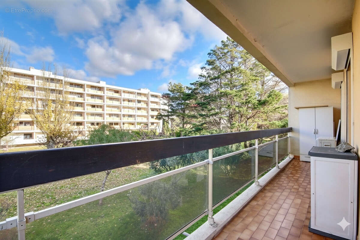 Appartement à MARSEILLE-8E