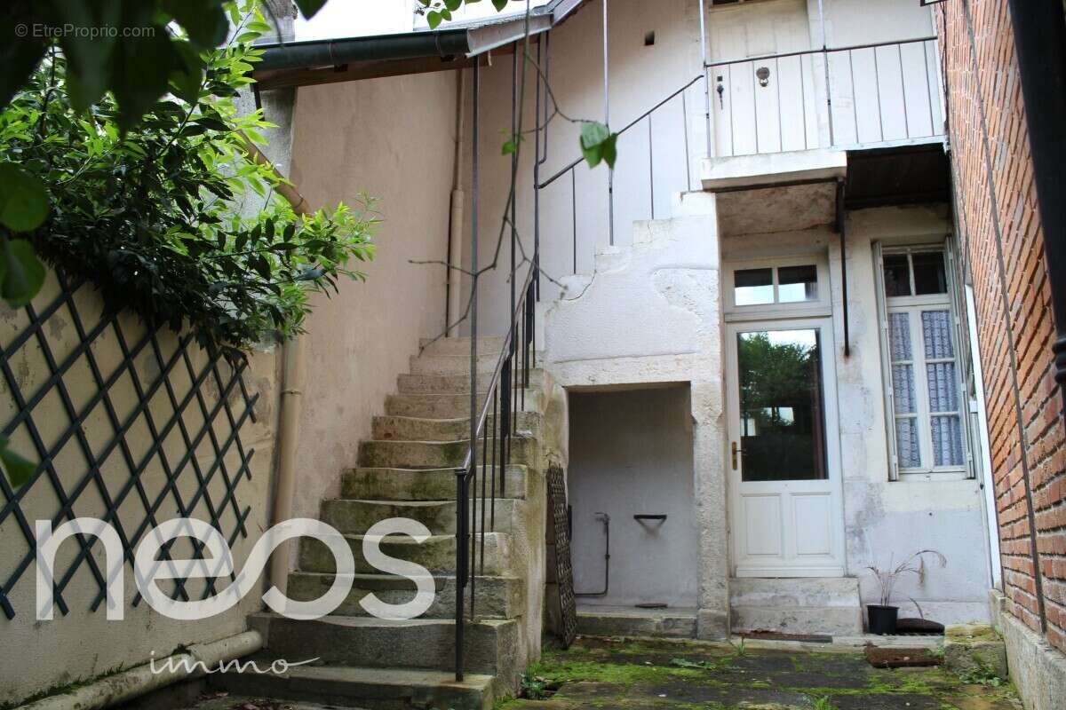 Maison à CHATEAUNEUF-SUR-CHER