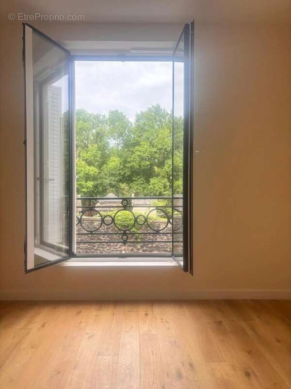 Maison à PARIS-18E