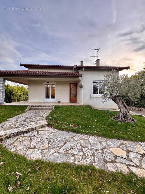 Photo 1 - Maison à CARAMAN