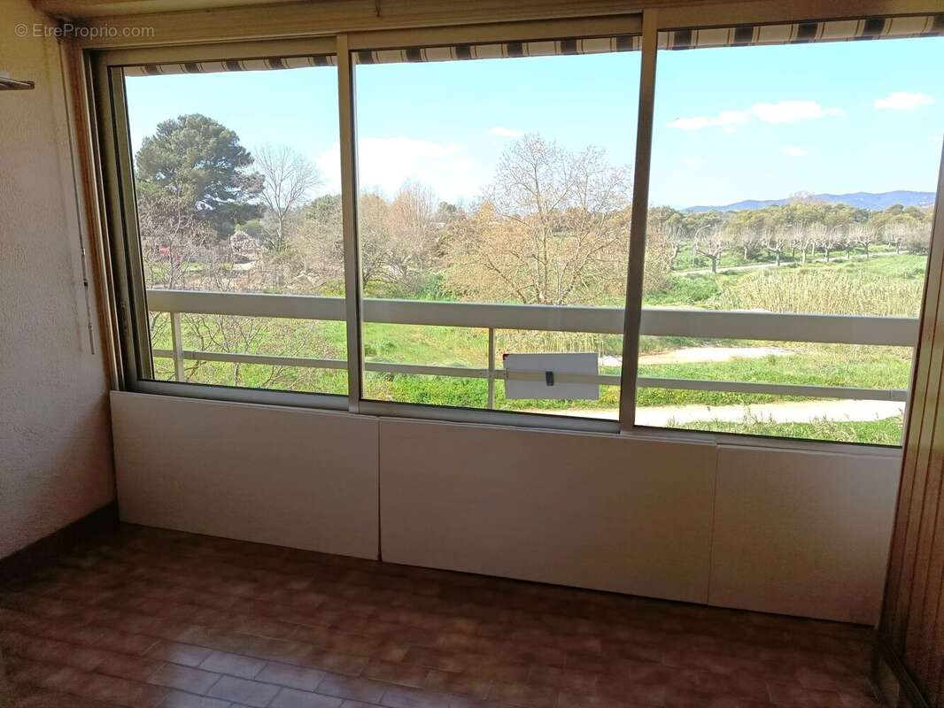 Appartement à LA LONDE-LES-MAURES