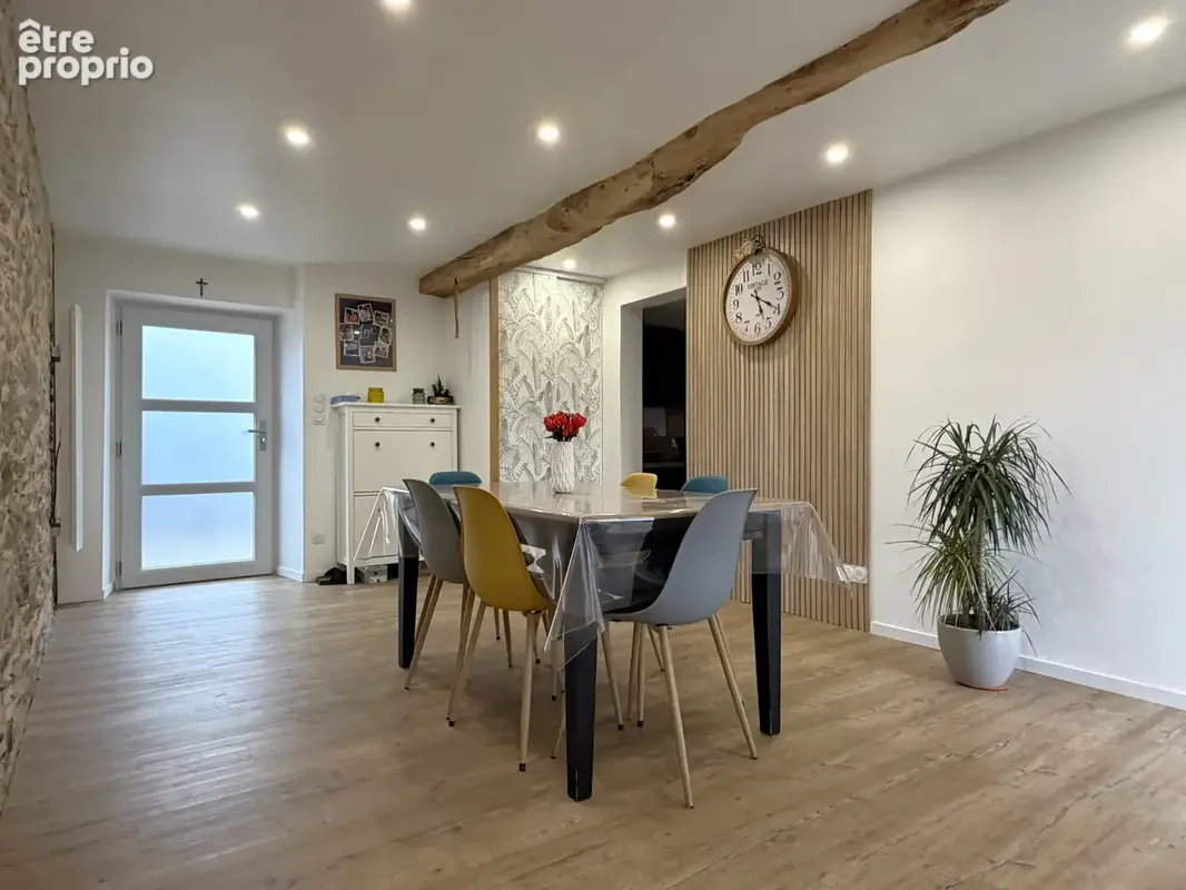 A 5 MIN D'AIZENAY, maison en pierres offrant 64 m2 hab et 248 m2 de terrain - photo 1