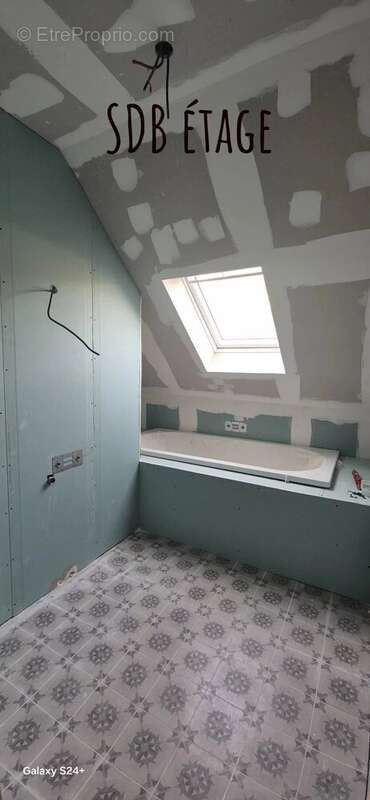 Maison à QUESNOY-SUR-DEULE