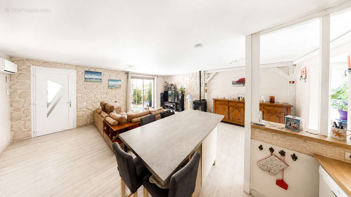 Maison 6 pièces à vendre à Martignas-sur-Jalle - 420 000 - photo 16