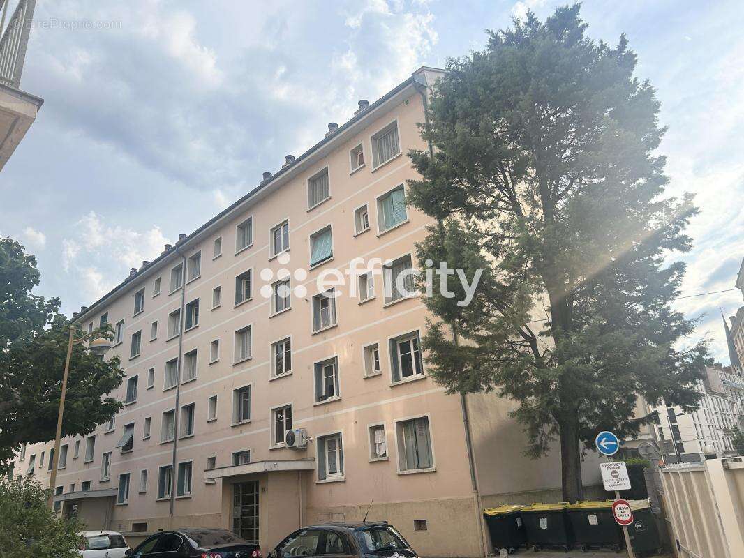 Appartement à VILLEURBANNE