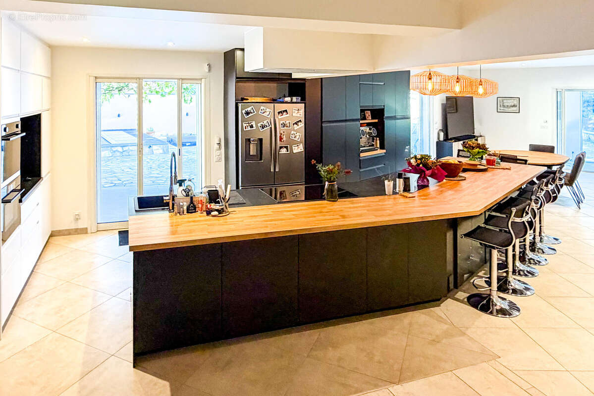 Maison à BORMES-LES-MIMOSAS