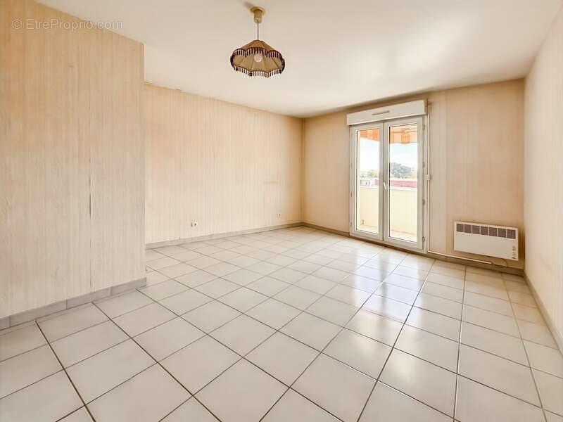 Appartement à vendre T5 pièces MONTPELLIER - Croix d'Argent - - photo 4