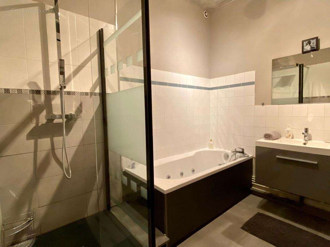 Appartement à CARCASSONNE