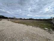 Terrain à MOISSIEU-SUR-DOLON