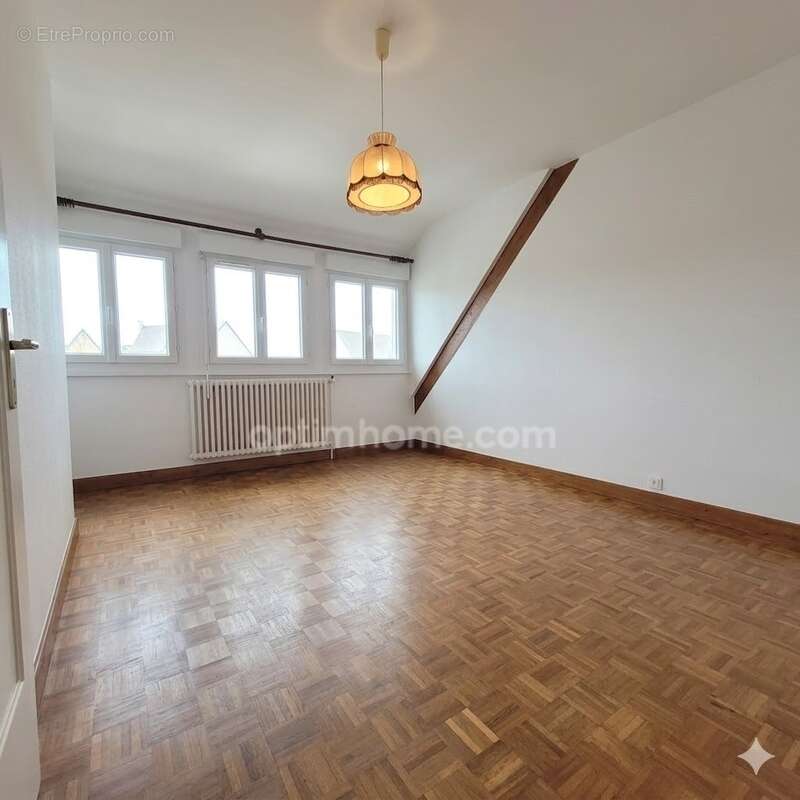 Maison à QUEVERT