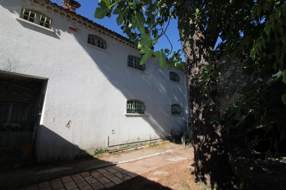 Maison à ROUSSON