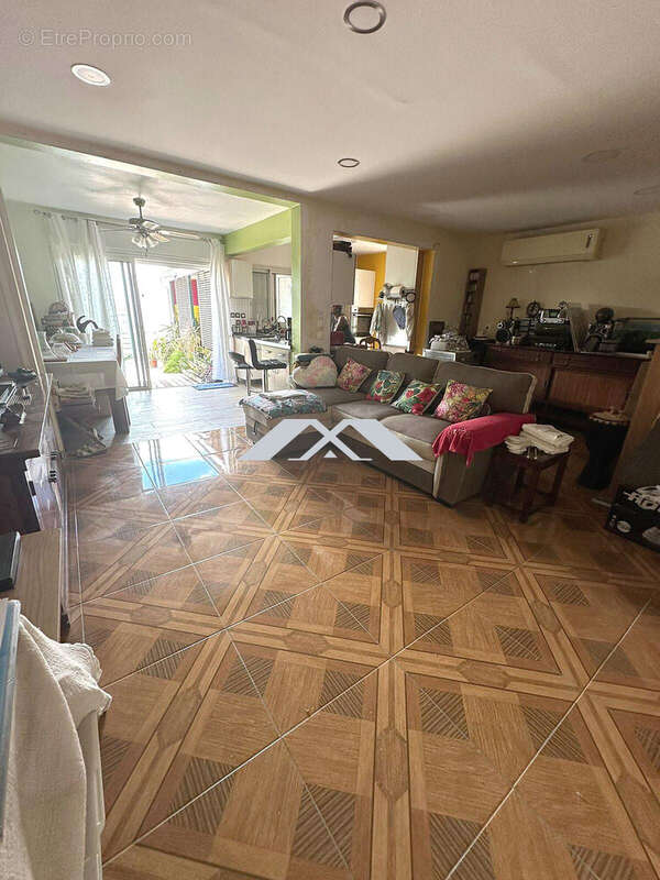 Maison à SAINT-PIERRE