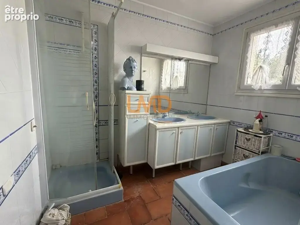 Villa 4 Faces T5 134 m2 avec piscine - photo 14