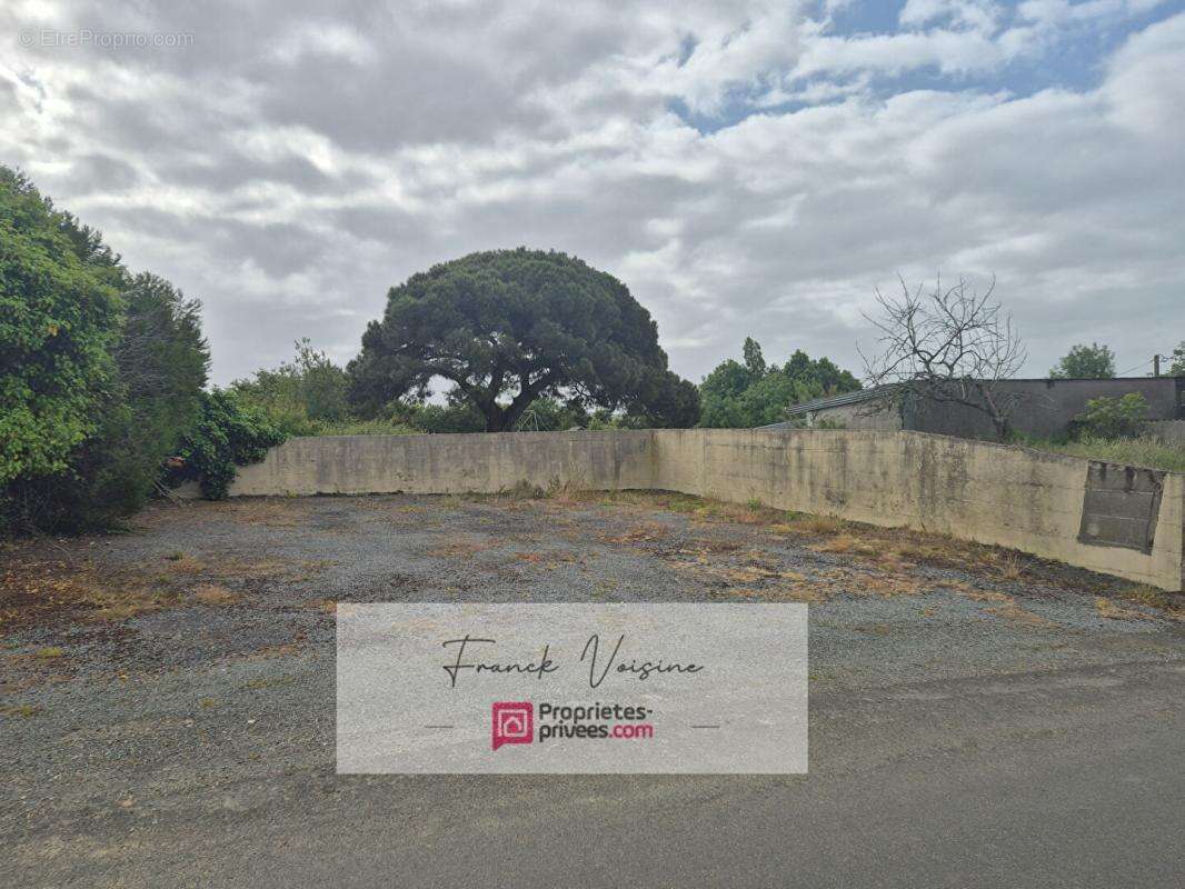 A VENDRE à Rochetrejoux, atelier de 173 m2 env - photo 11