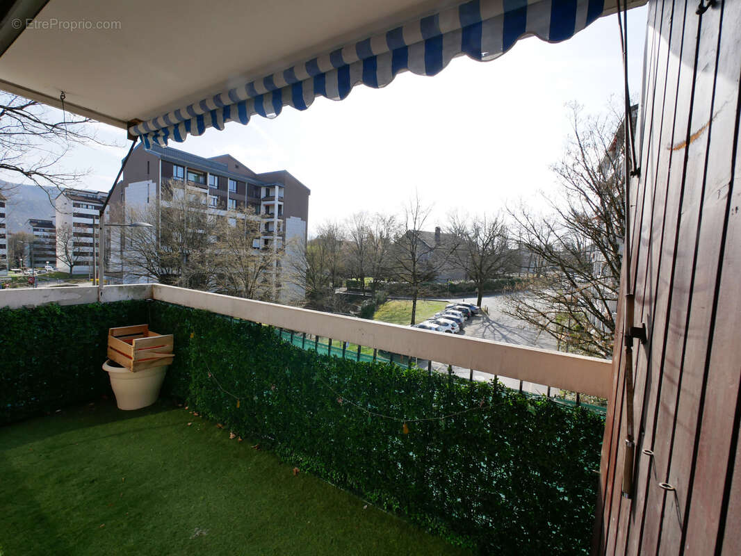 Appartement à QUINTAL