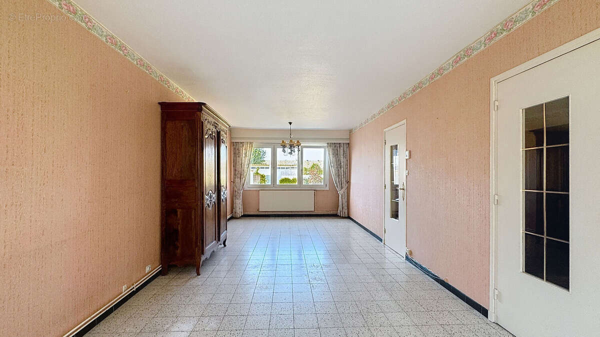 CALAIS - Maison 3 chambres - Jardin - Garage - 92m2 - photo 3