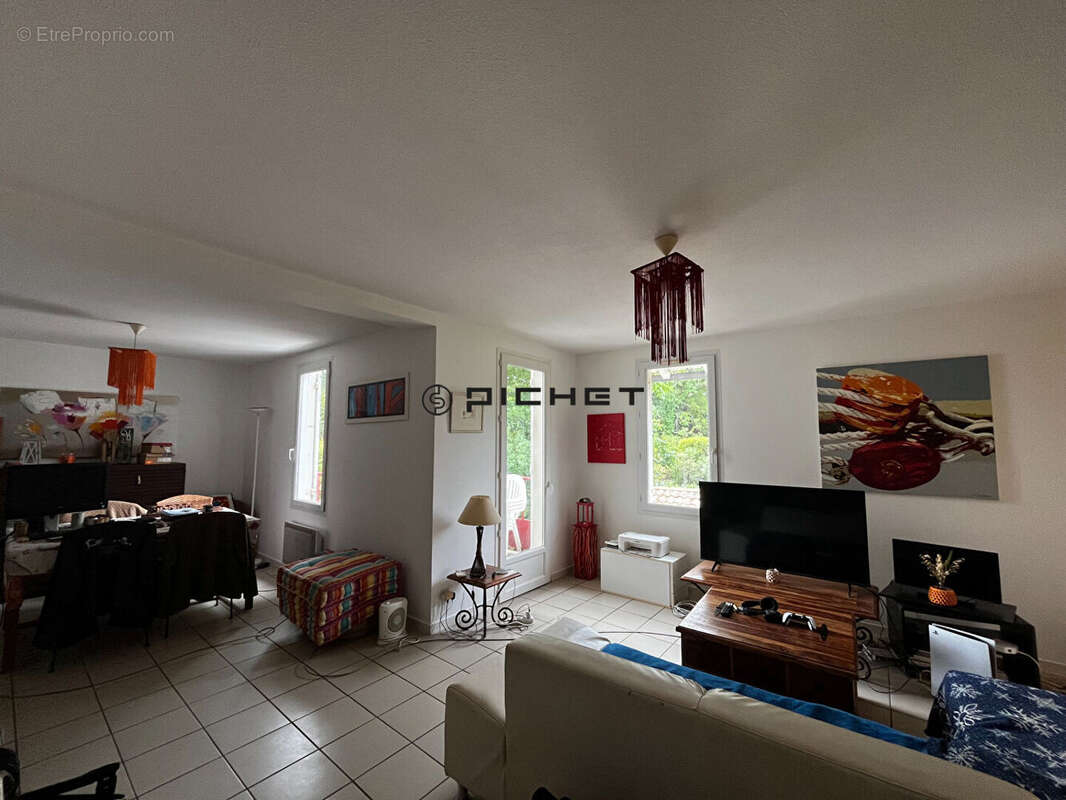 Appartement 70 m² à Arcachon  - photo 2