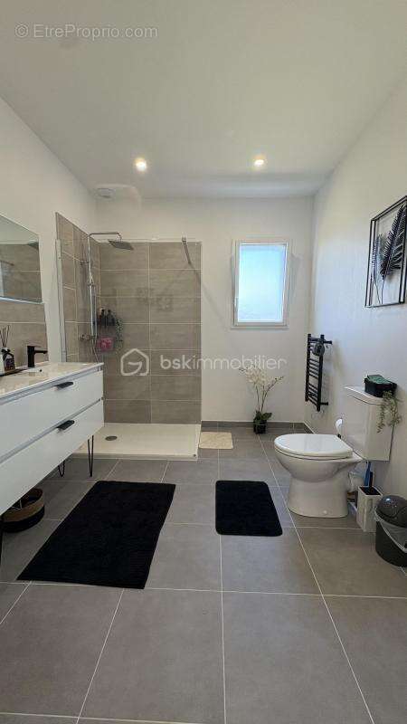 Maison à SAINT-GERMAIN-ET-MONS